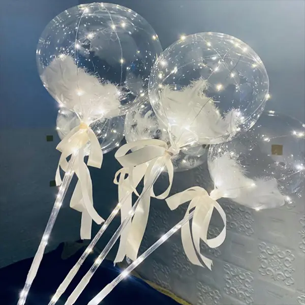 Bóng bay Bobo có đèn Led với đầy lông vũ