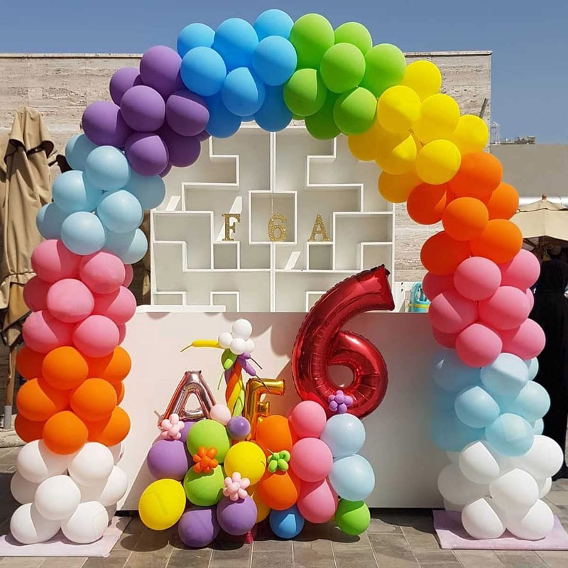 Vòng hoa bong bóng cầu vồng